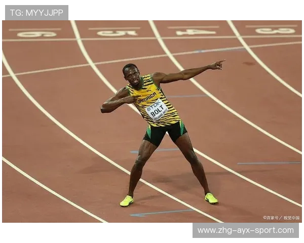 世界冠军被拍到深夜跑步：真狠